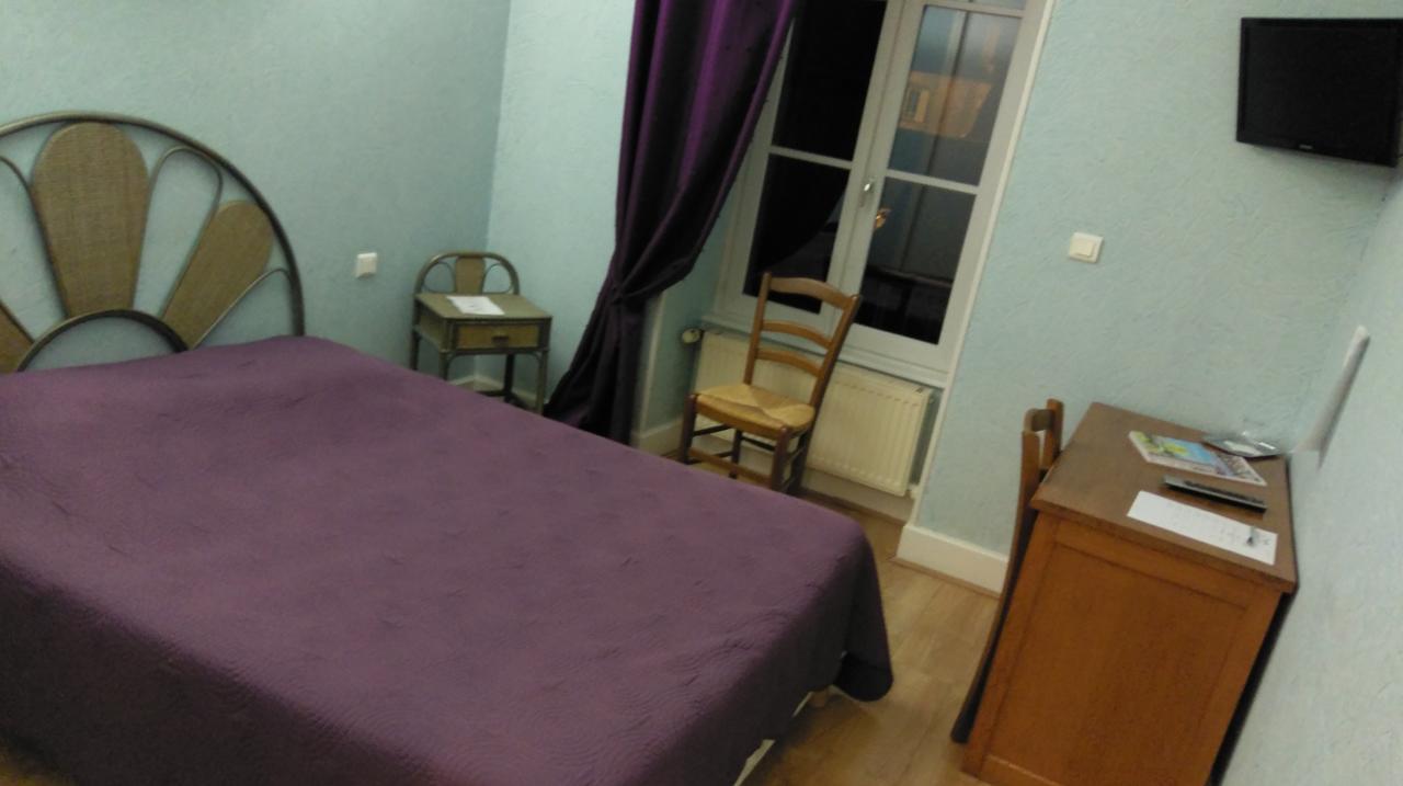 Logis De L'Europe Restaurant Le Cepage Hotel Corbigny Екстериор снимка
